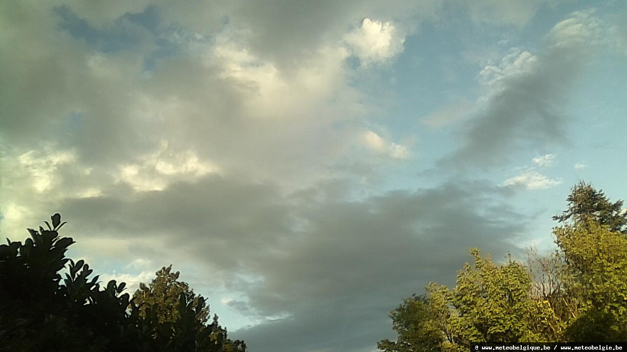 30-07-2025  20:30