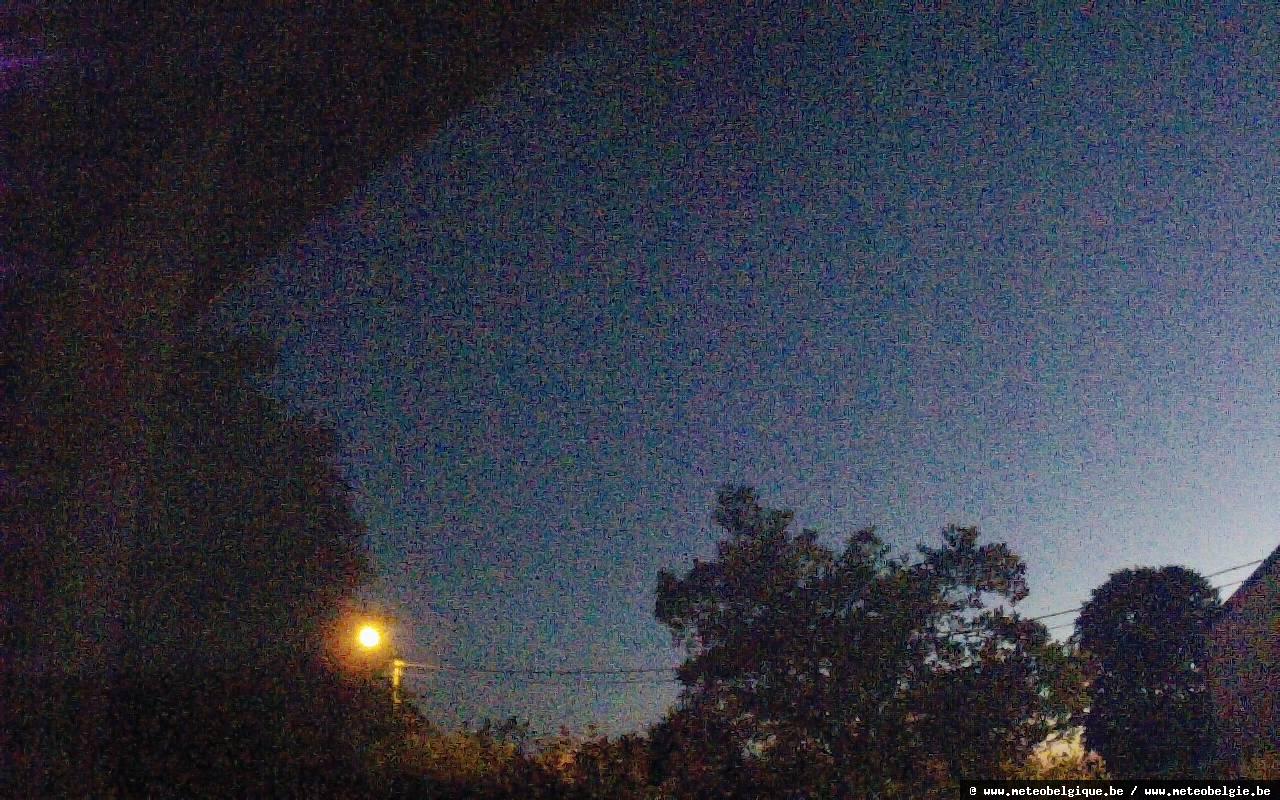 18-09-2025  20:30