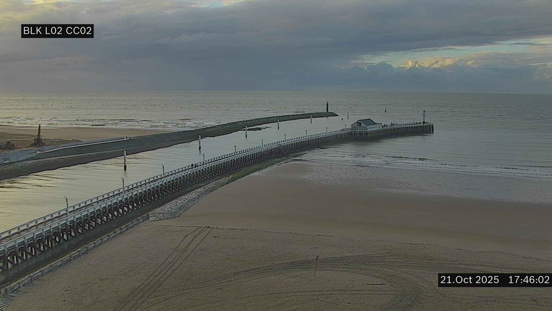 21-10-2025  18:00