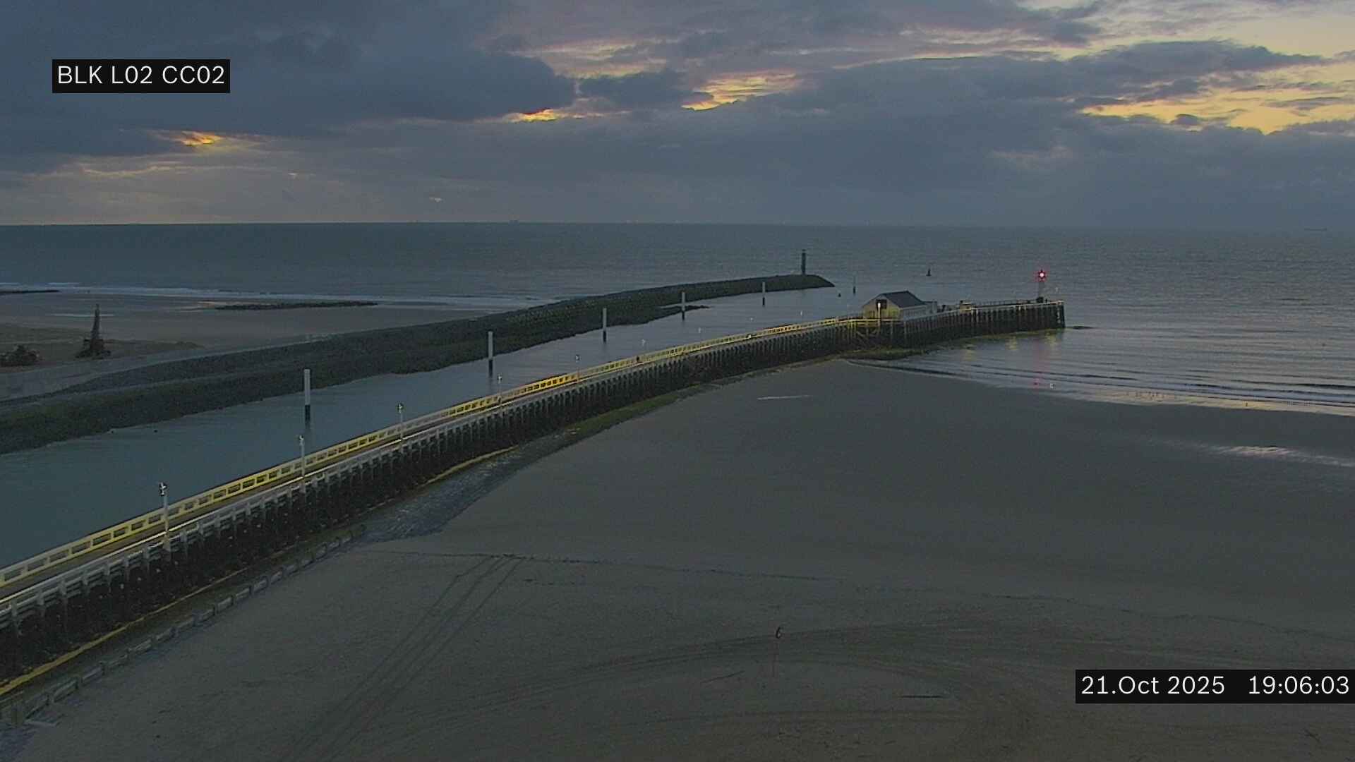 21-10-2025  19:15