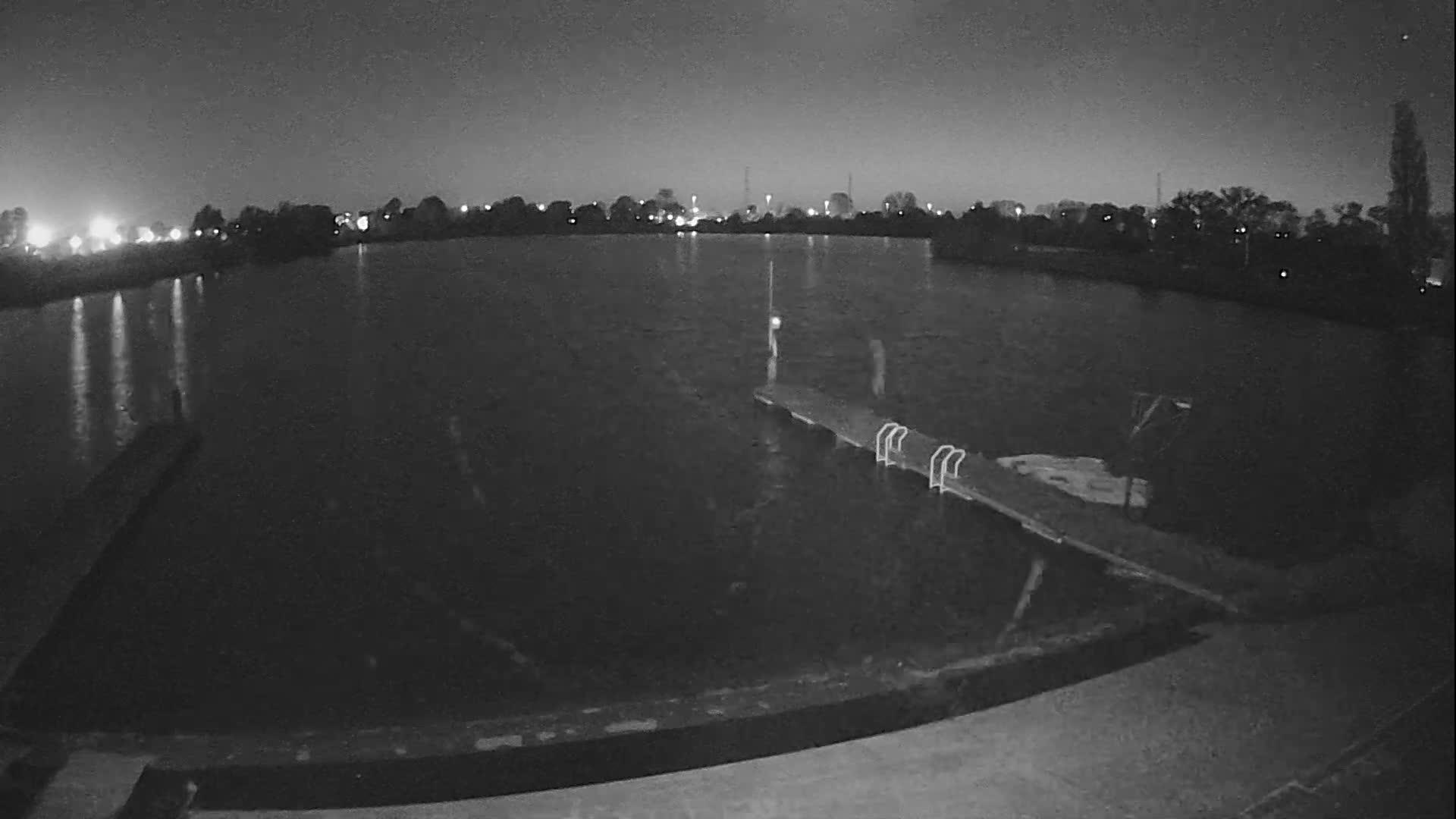 27-10-2026 19:00