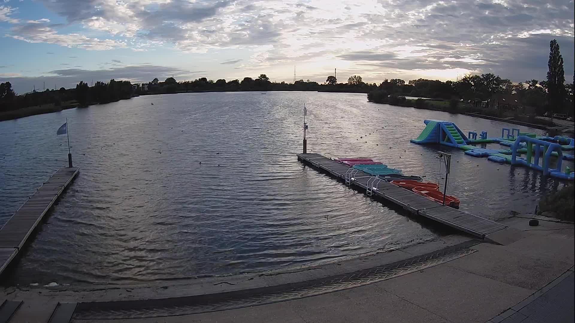 12-09-2026 19:30