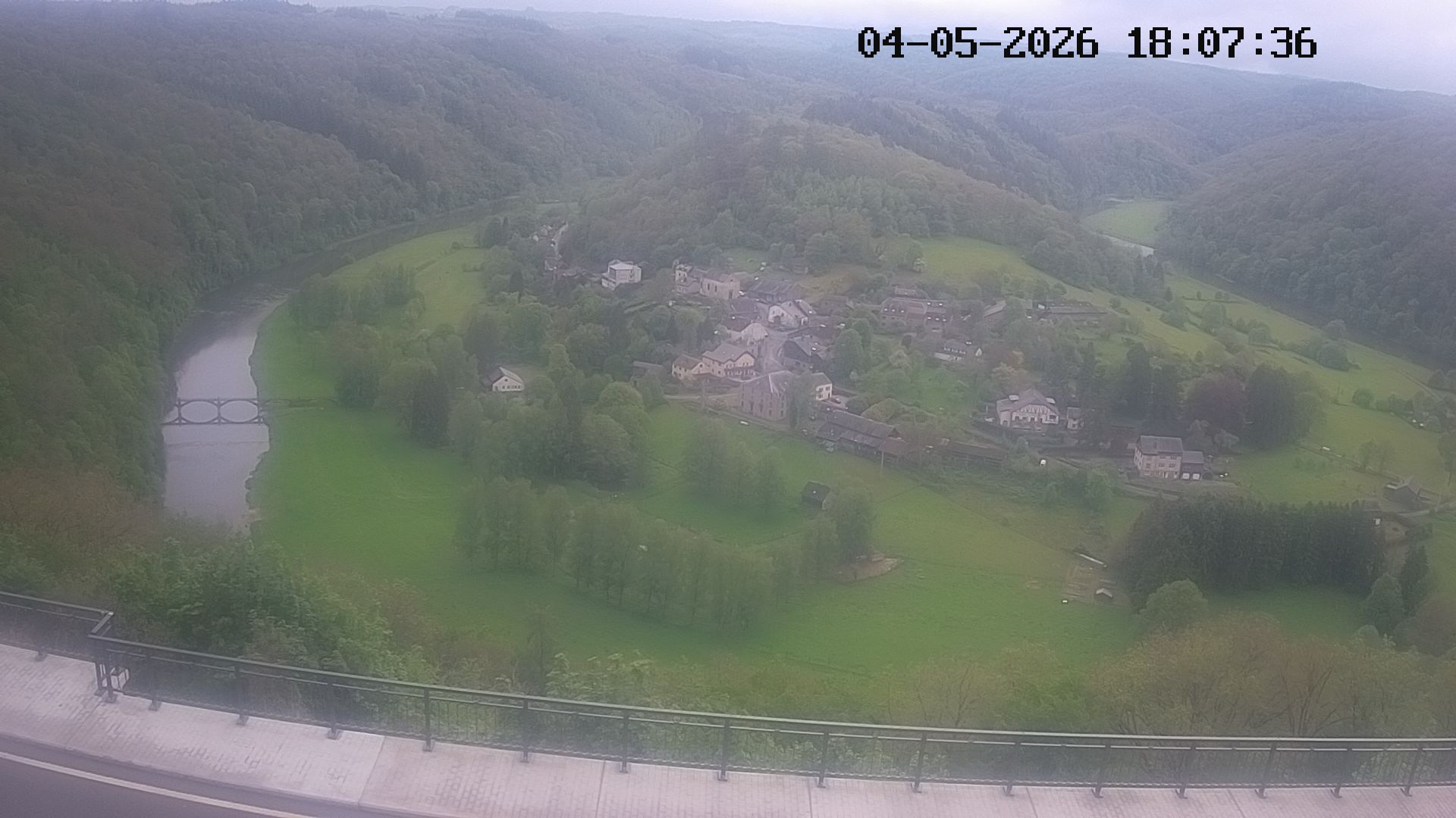 04-05-2026 18:15