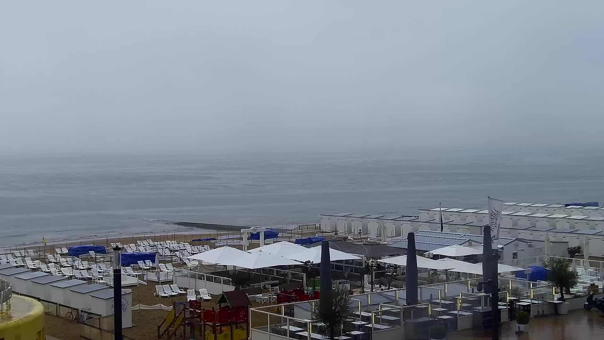 03-05-2026 17:45