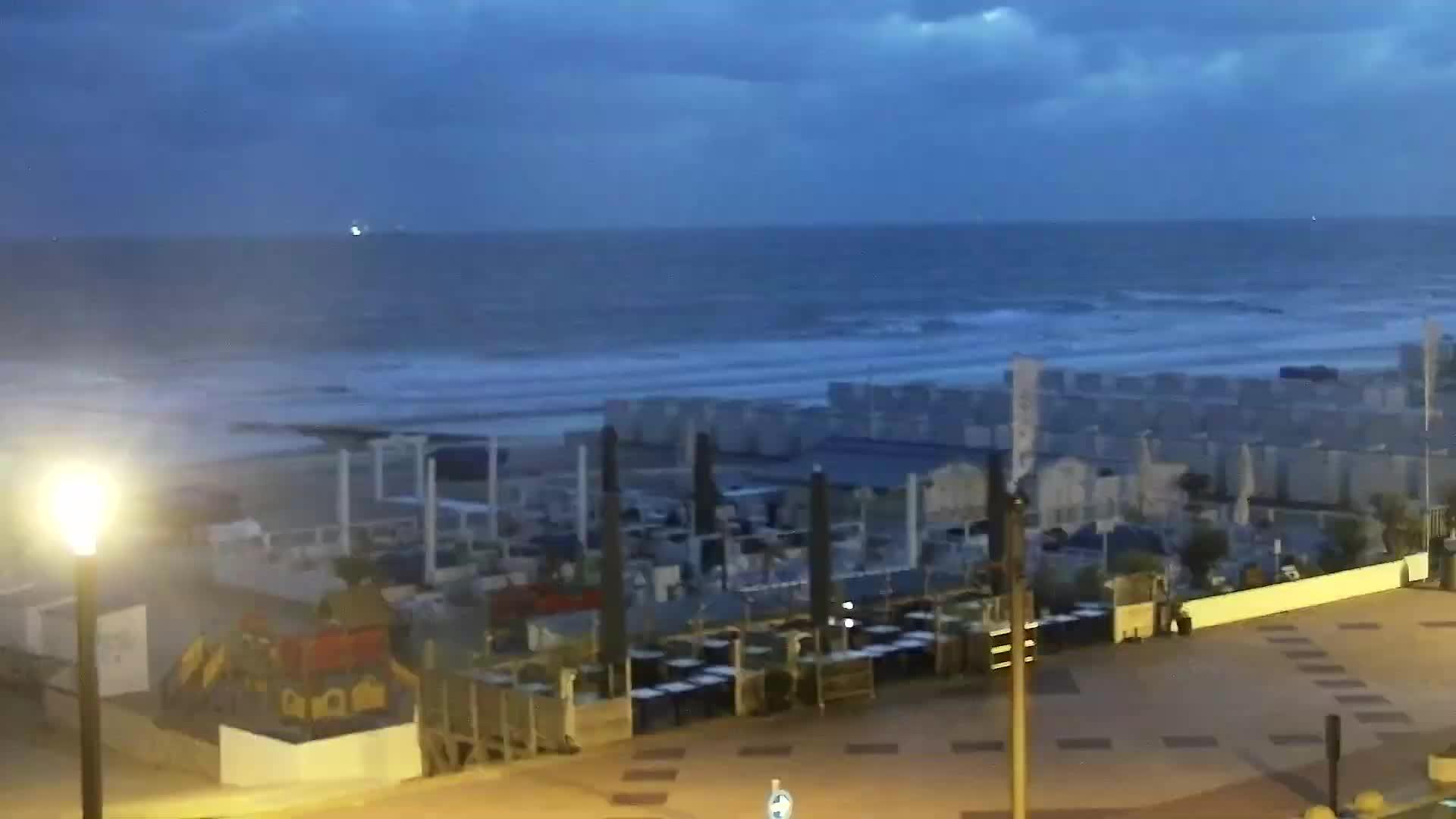 16-09-2025  06:45