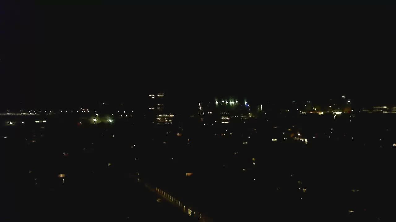 26-10-2026 18:15