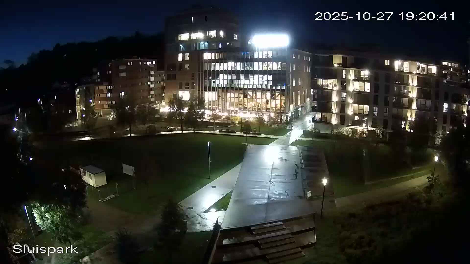 27-10-2025  18:30