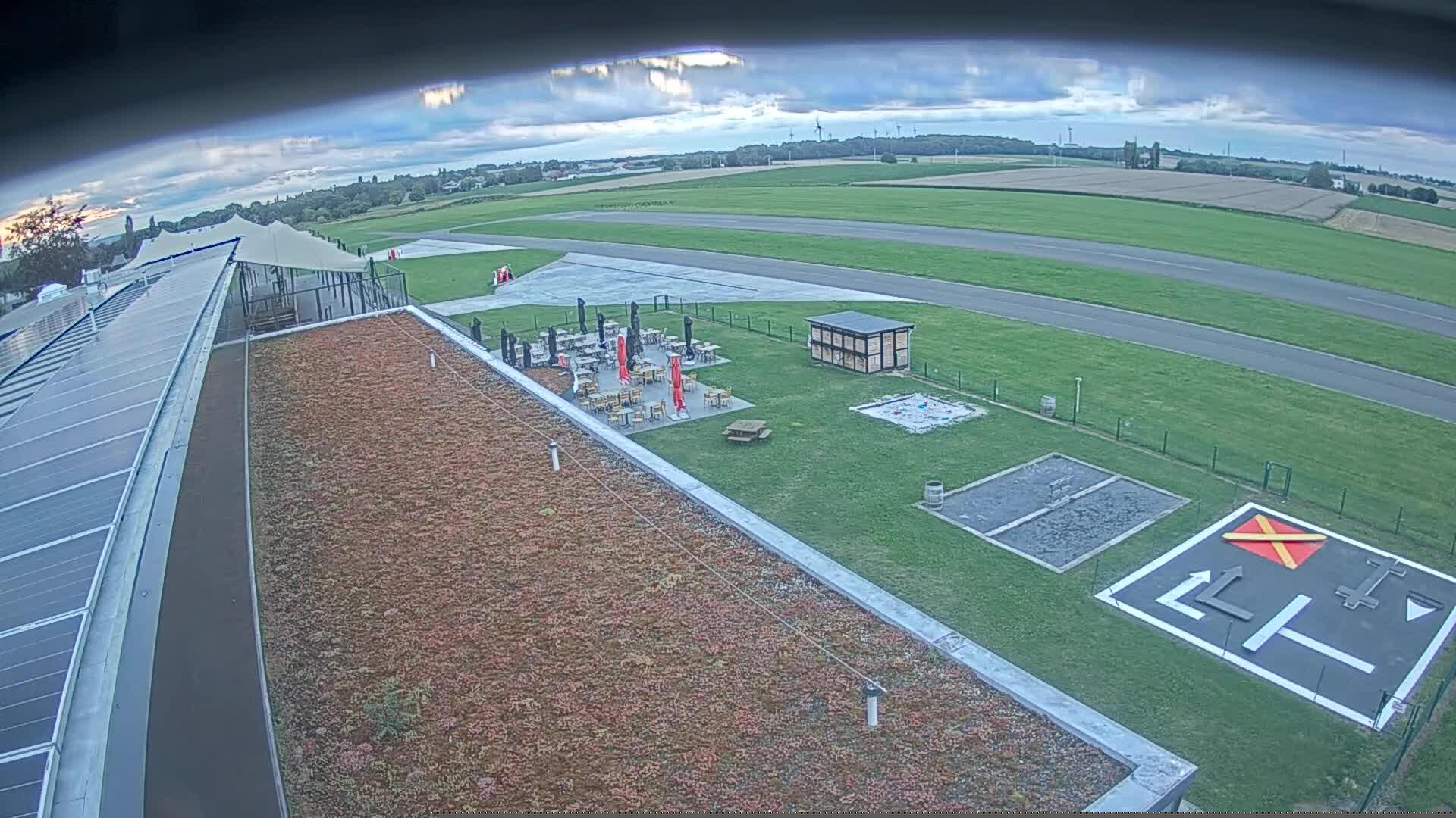 04-08-2025 21:15